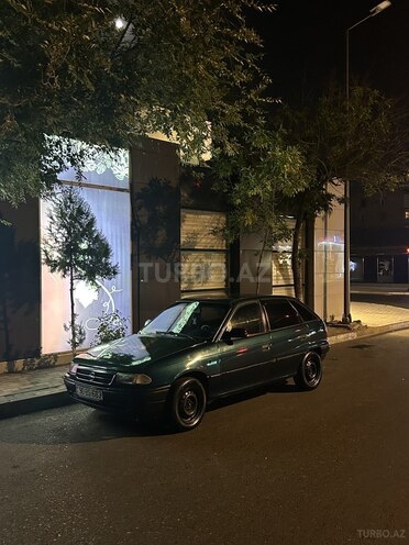 Opel Astra 1997, 245,000 km - 1.6 l - Sumqayıt