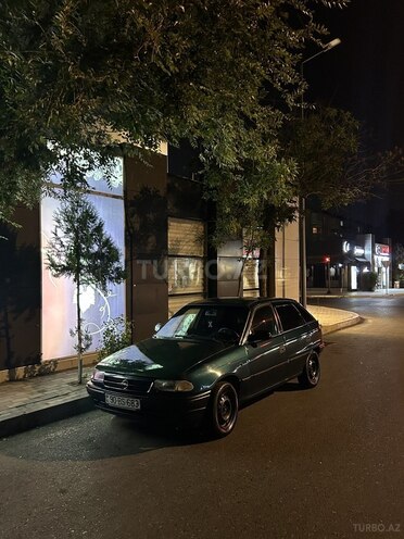 Opel Astra 1997, 245,000 km - 1.6 l - Sumqayıt