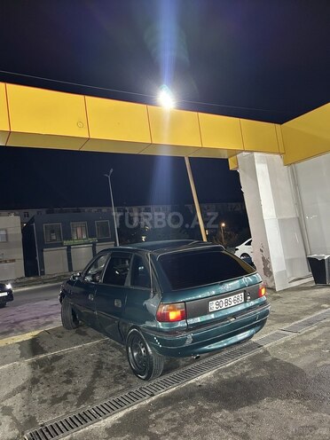 Opel Astra 1997, 245,000 km - 1.6 l - Sumqayıt