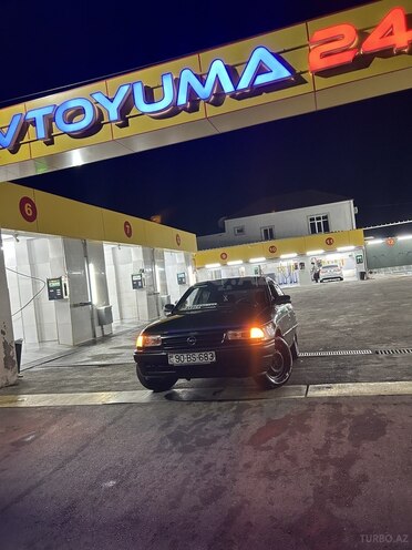 Opel Astra 1997, 245,000 km - 1.6 l - Sumqayıt