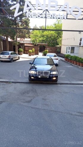 Mercedes C 200 1997, 498,656 km - 2.0 l - Bakı