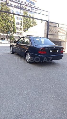 Mercedes C 200 1997, 498,656 km - 2.0 l - Bakı