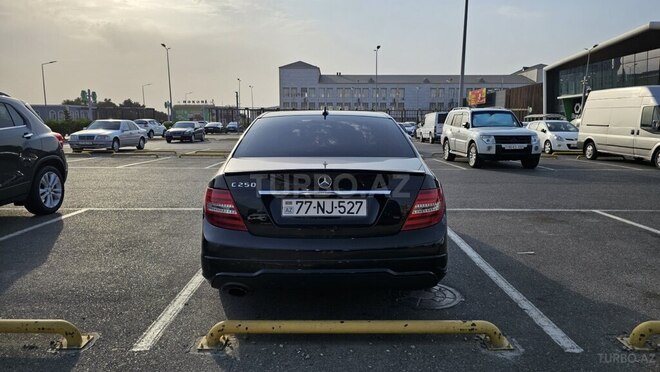 Mercedes C 250 2011, 187,000 km - 1.8 l - Bakı