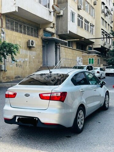 Kia Rio 2015, 117,482 km - 1.6 л - Bakı