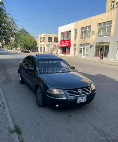Volkswagen Passat 2002, 302,500 km - 1.8 l - Xırdalan
