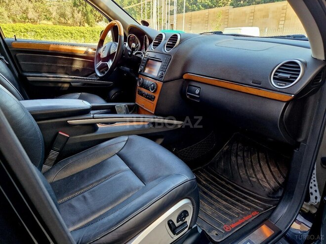 Mercedes GL 500 4MATIC 2010, 115,000 km - 5.5 l - Bakı