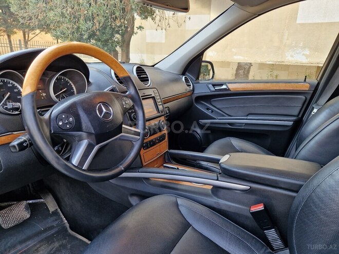 Mercedes GL 500 4MATIC 2010, 115,000 km - 5.5 l - Bakı