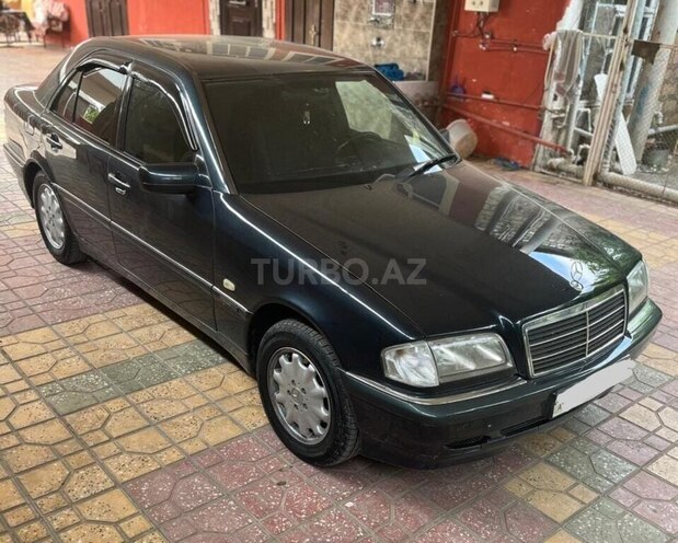 Mercedes C 180 1999, 215,638 km - 1.8 l - Beyləqan