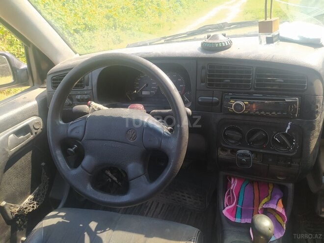 Volkswagen Golf 1996, 129,172 km - 1.8 l - Göyçay