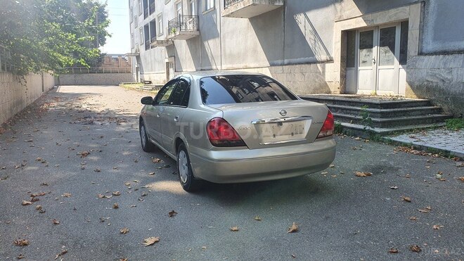 Nissan Sunny 2006, 320,000 km - 1.3 l - İsmayıllı