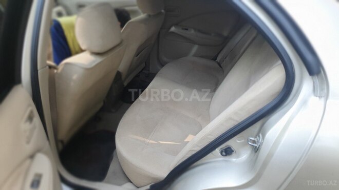 Nissan Sunny 2006, 320,000 km - 1.3 l - İsmayıllı