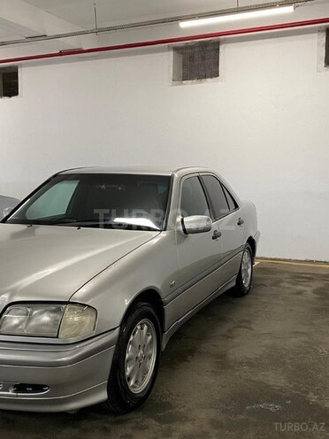 Mercedes C 180 1999, 360,000 km - 1.8 л - Bakı