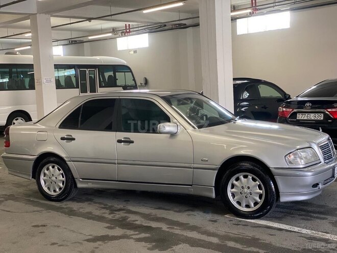 Mercedes C 180 1999, 360,000 km - 1.8 л - Bakı