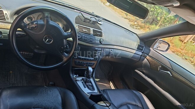 Mercedes E 270 2002, 369,000 km - 2.7 l - Bakı