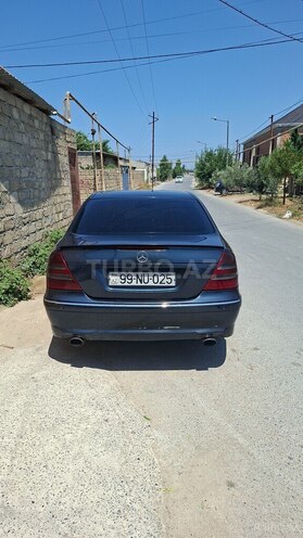 Mercedes E 270 2002, 369,000 km - 2.7 l - Bakı