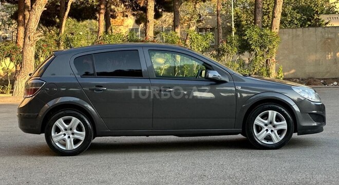 Opel Astra 2009, 204,512 km - 1.4 l - Bakı