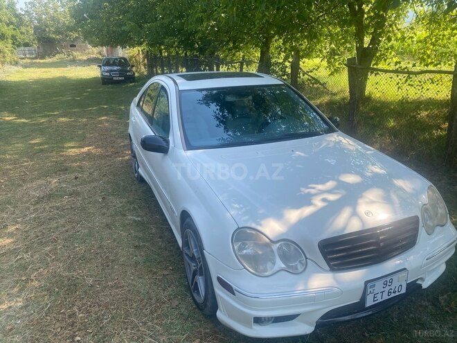 Mercedes C 230 2004, 380,000 km - 1.8 л - İsmayıllı
