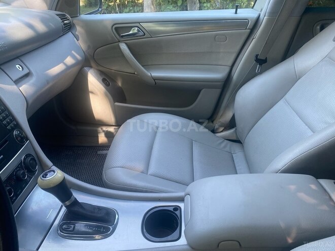 Mercedes C 230 2004, 380,000 km - 1.8 л - İsmayıllı