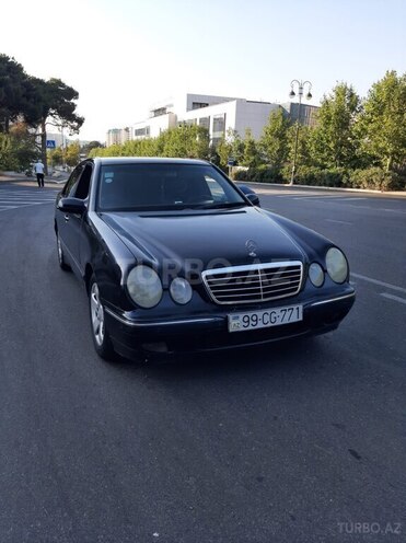 Mercedes E 220 d 2001, 615,000 km - 2.2 л - Bakı