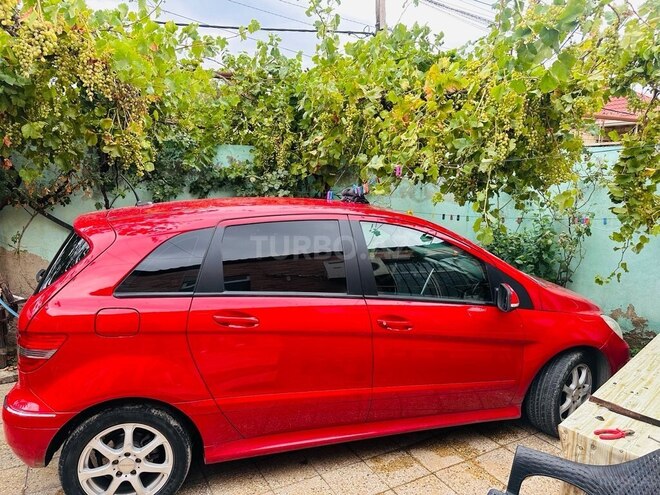 Mercedes B 170 2009, 127,500 km - 1.7 л - Bakı