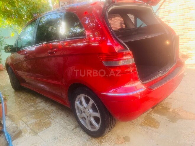 Mercedes B 170 2009, 127,500 km - 1.7 л - Bakı