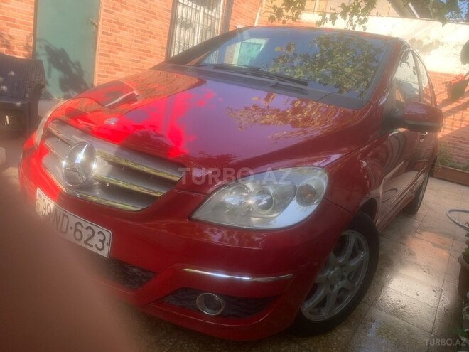 Mercedes B 170 2009, 127,500 km - 1.7 л - Bakı