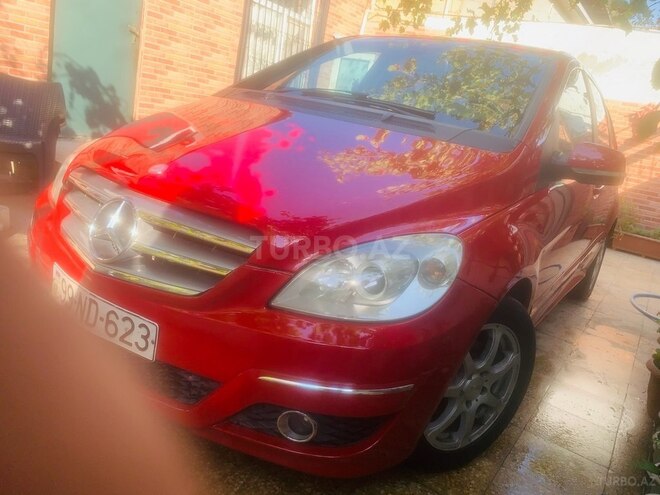 Mercedes B 170 2009, 127,500 km - 1.7 л - Bakı
