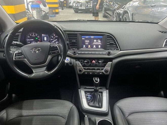 Hyundai Elantra 2017, 120,057 km - 2.0 l - Bakı