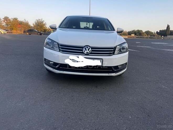Volkswagen Passat 2013, 270,317 km - 1.8 l - Bakı