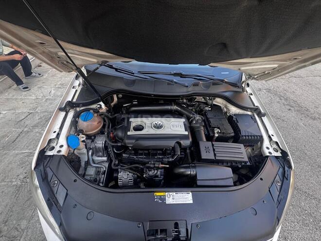 Volkswagen Passat 2013, 270,317 km - 1.8 l - Bakı