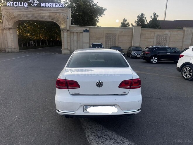 Volkswagen Passat 2013, 270,317 km - 1.8 l - Bakı