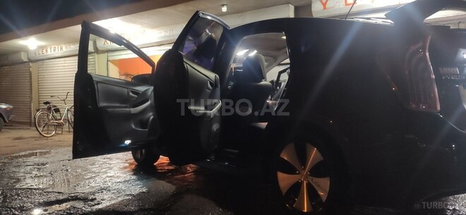 Toyota Prius 2012, 240,000 km - 1.8 л - Bakı