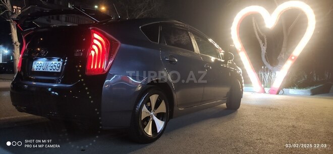 Toyota Prius 2012, 240,000 km - 1.8 л - Bakı