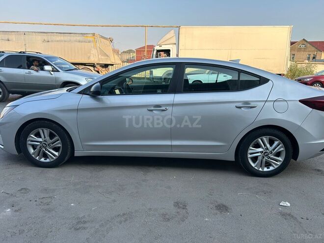 Hyundai Elantra 2018, 138,688 km - 2.0 l - Bakı