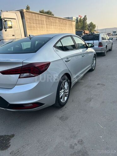 Hyundai Elantra 2018, 138,688 km - 2.0 l - Bakı