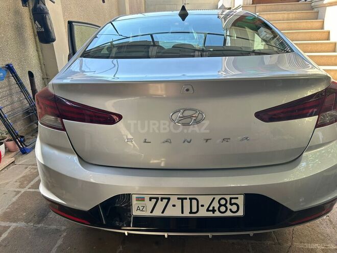 Hyundai Elantra 2018, 138,688 km - 2.0 l - Bakı