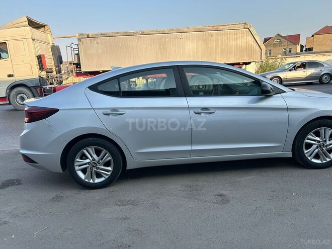 Hyundai Elantra 2018, 138,688 km - 2.0 l - Bakı