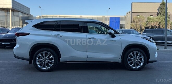 Toyota Highlander 2024, 7,500 km - 2.5 л - Bakı