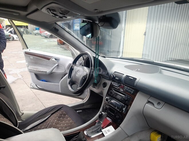 Mercedes C 200 2000, 340,000 km - 2.0 л - Bakı