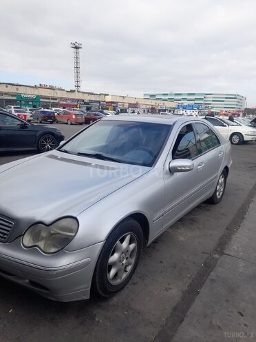 Mercedes C 200 2000, 340,000 km - 2.0 л - Bakı