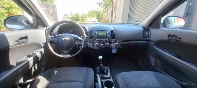 Hyundai i30 2009, 270,000 km - 1.4 l - Bakı