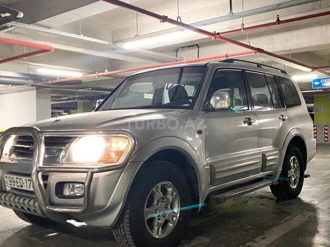 Mitsubishi Pajero 2000, 289,000 km - 3.0 l - Bakı