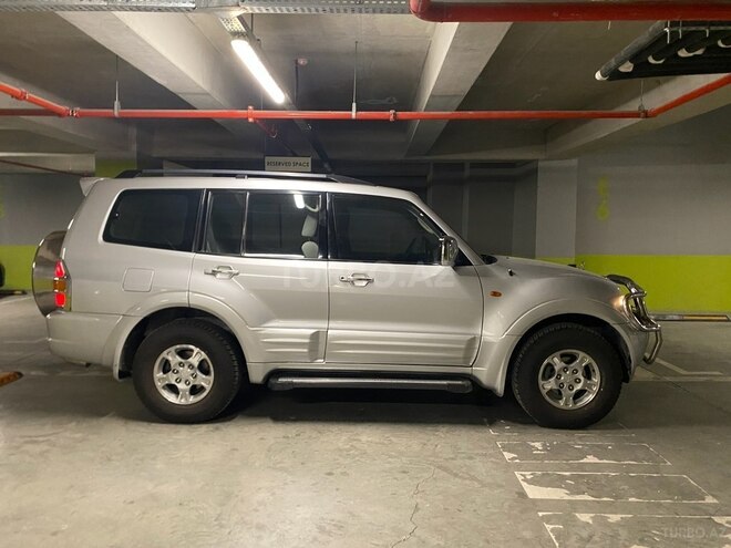 Mitsubishi Pajero 2000, 289,000 km - 3.0 l - Bakı