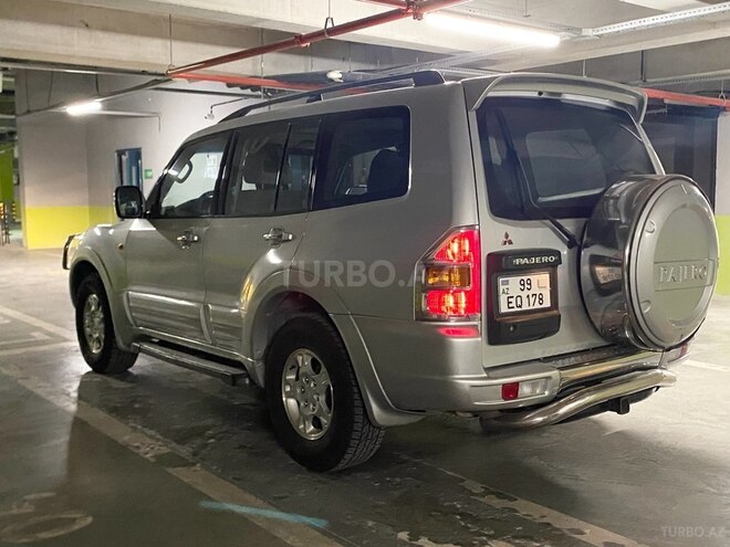 Mitsubishi Pajero 2000, 289,000 km - 3.0 l - Bakı