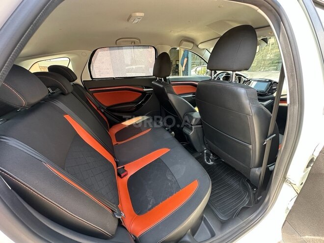 LADA (VAZ) Vesta Cross 2019, 66,000 km - 1.8 l - Salyan