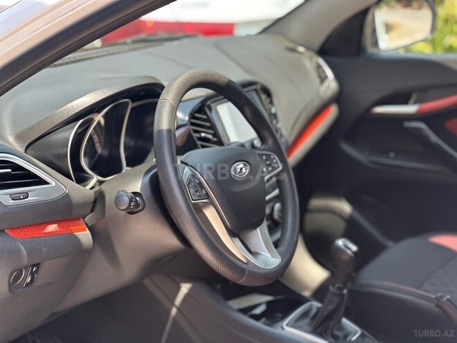 LADA (VAZ) Vesta Cross 2019, 66,000 km - 1.8 l - Salyan