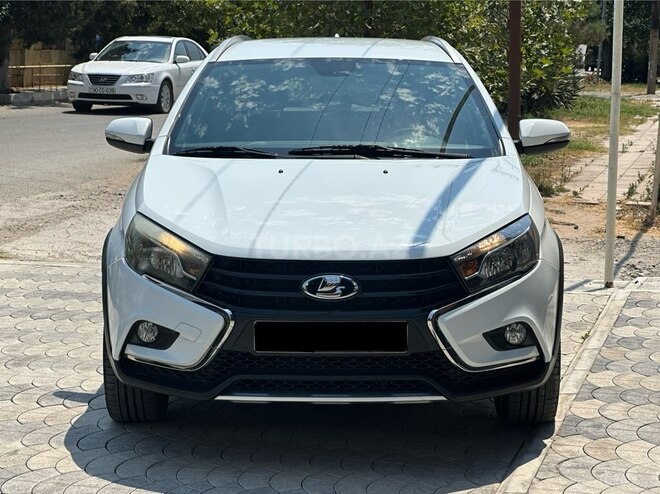 LADA (VAZ) Vesta Cross 2019, 66,000 km - 1.8 l - Salyan