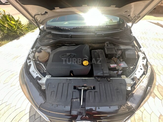 LADA (VAZ) Vesta Cross 2019, 66,000 km - 1.8 l - Salyan
