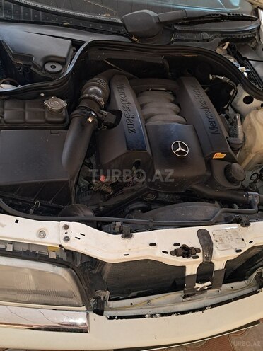 Mercedes C 240 2000, 330,431 km - 2.4 l - Tovuz