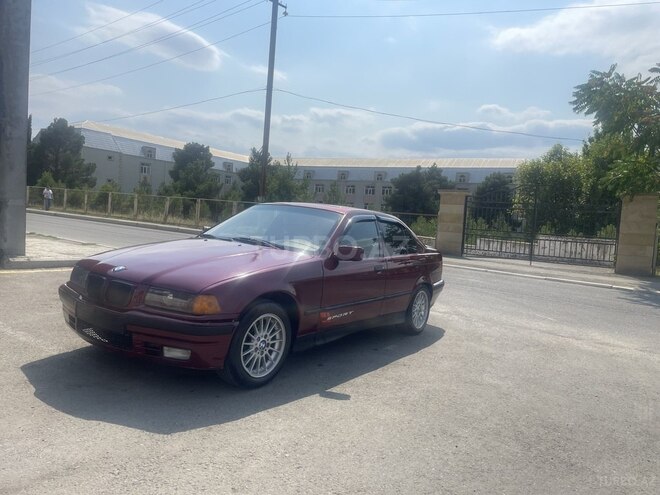 BMW 318 1993, 320,000 km - 1.8 l - Gəncə